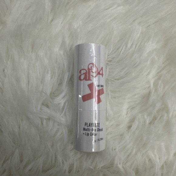 Beauty Lot fullsize / sample size lashes nails lip color lotion etc - Picture 2 of 16